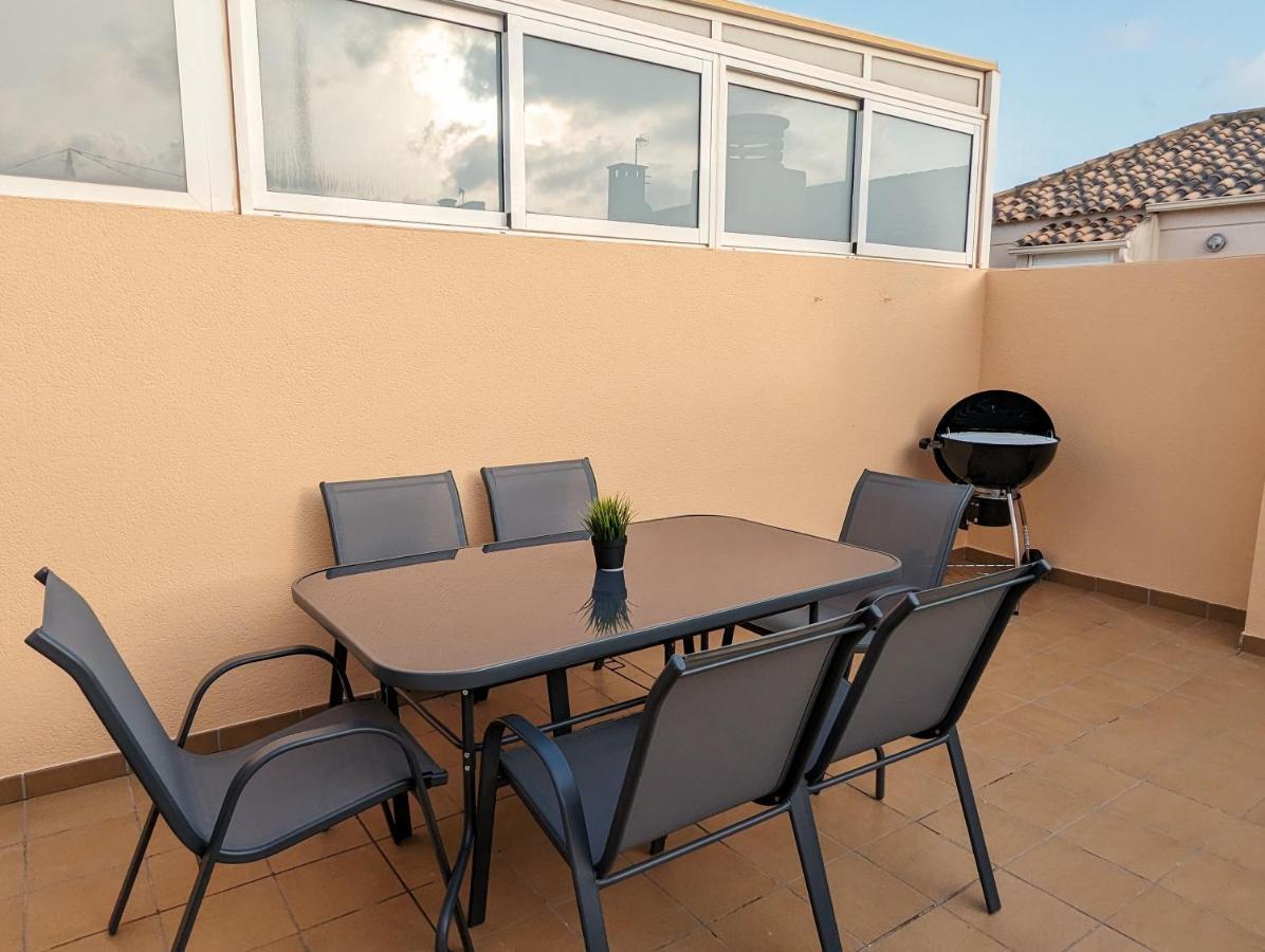 Apartamento Las Palmeras - Con Terraza, Barbacoa, Aire Acondicionado Y A 250M De La Playa! Los Alcázares Екстериор снимка
