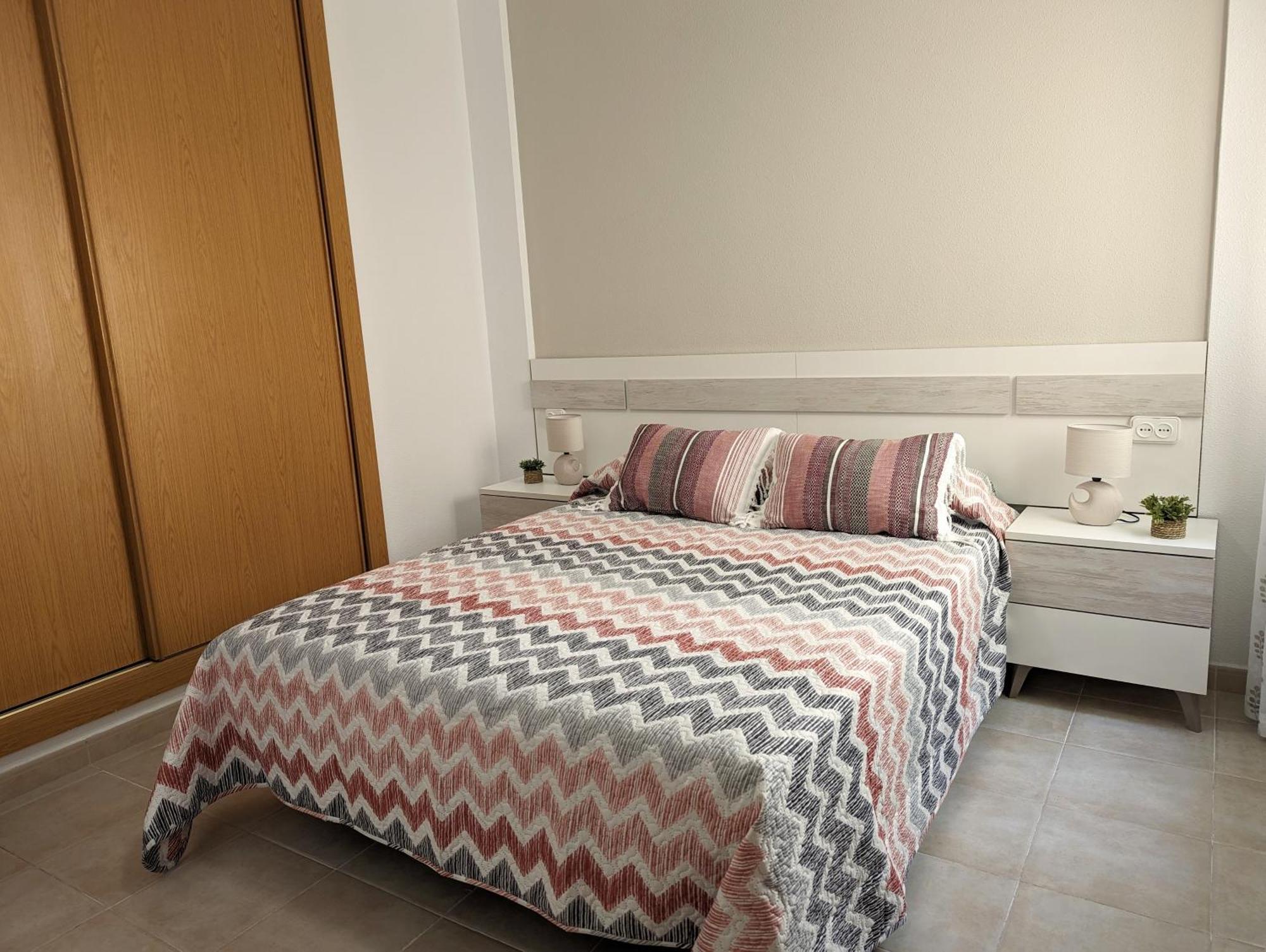 Apartamento Las Palmeras - Con Terraza, Barbacoa, Aire Acondicionado Y A 250M De La Playa! Los Alcázares Екстериор снимка